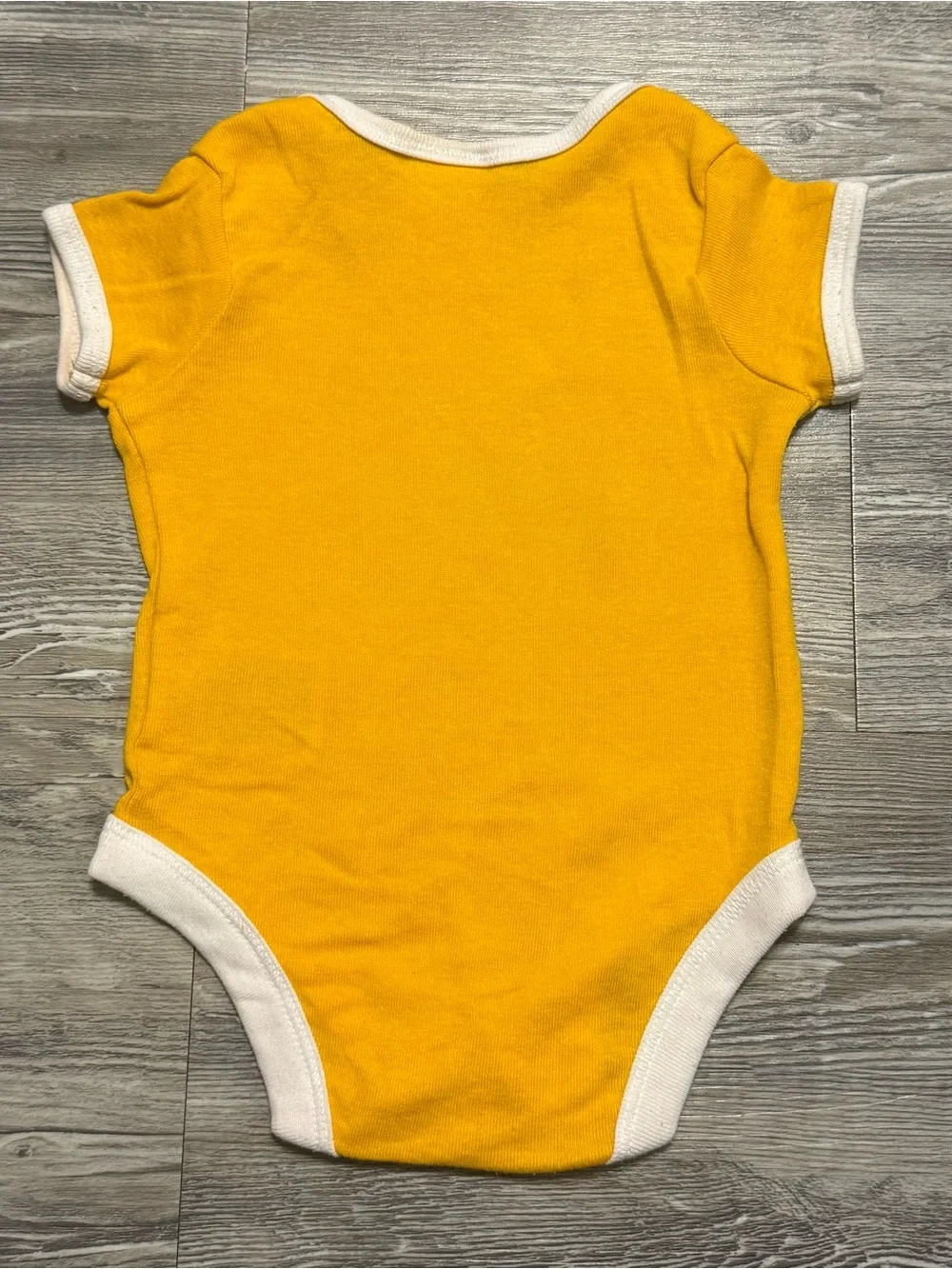 Minnesota Golden Gophers Baby Bodysuit 3-6M Yellow M Logo College